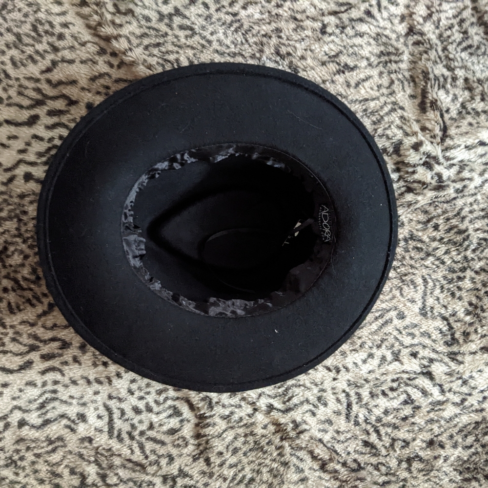 Hat - Picture 4 of 10